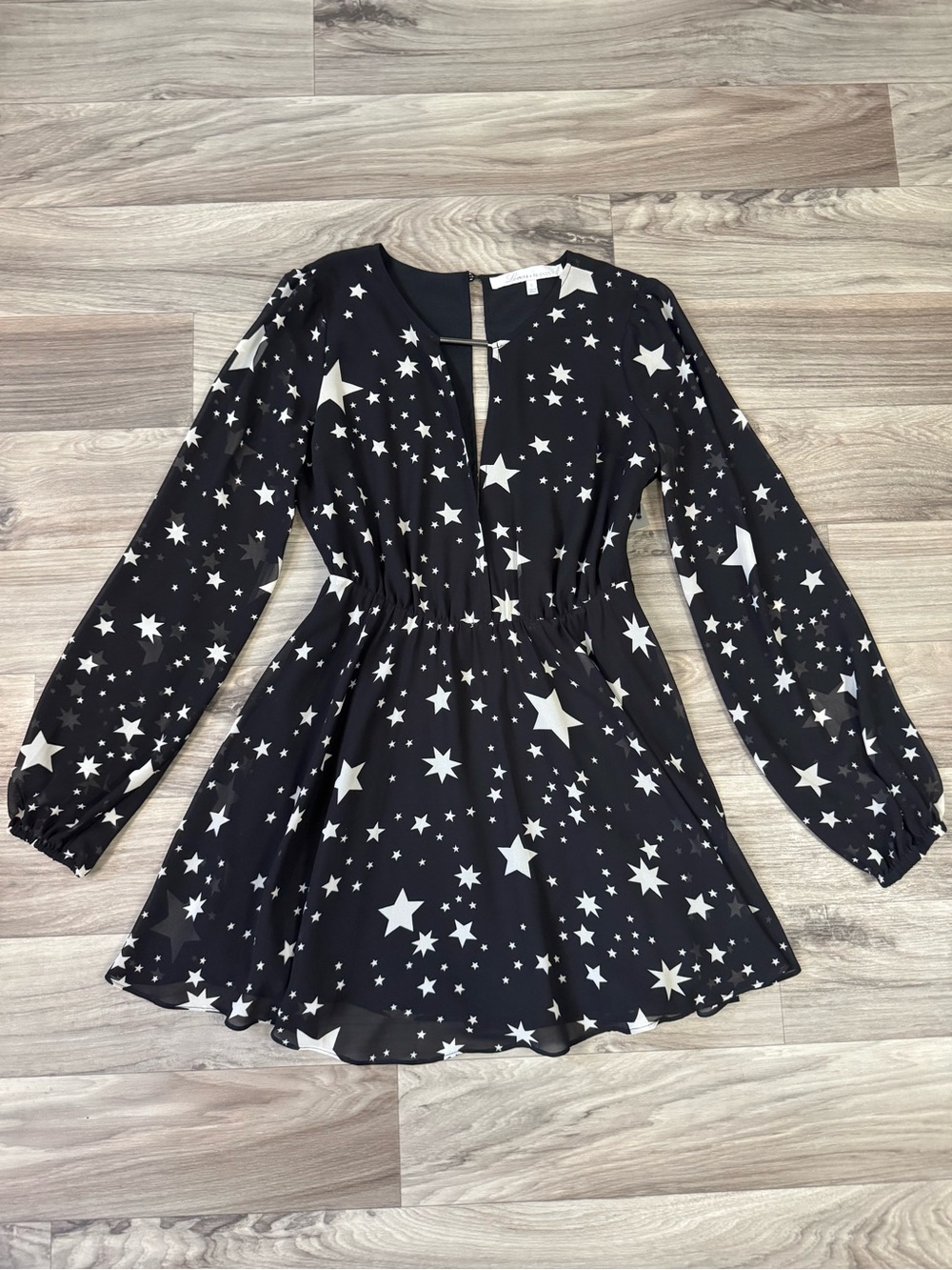 NWT Lovers + Friends Lana Star Print Mini Dress in Black Size Small